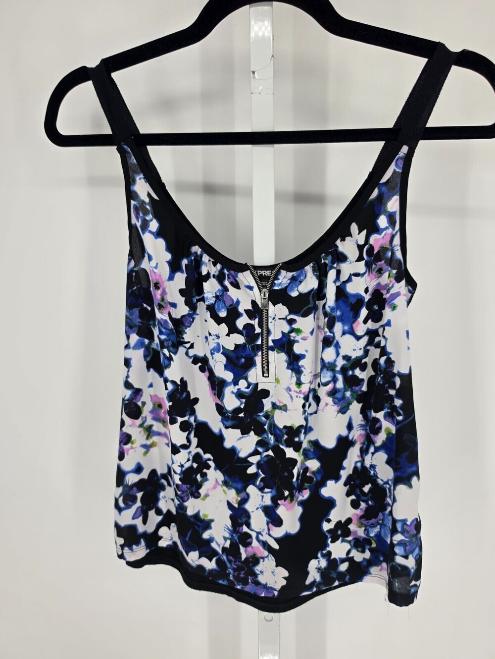 Express Womens Sz XS Sleeveless Blouse Black Blue Floral Zipper Detail Loose Fit